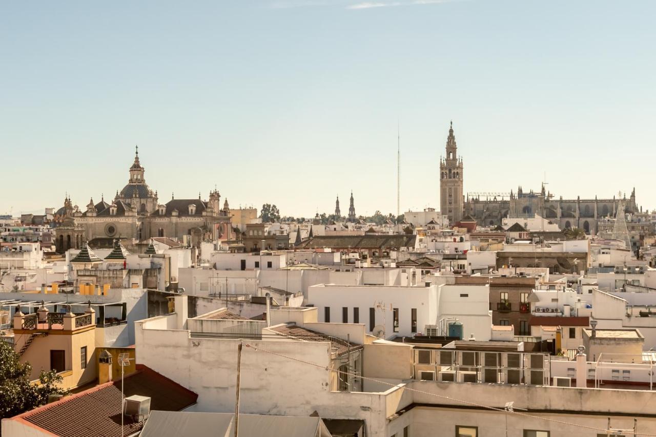 Avanti La Campana, Con Un Balcon Que Te Enamorara Del Ambiente De Sevilla מראה חיצוני תמונה